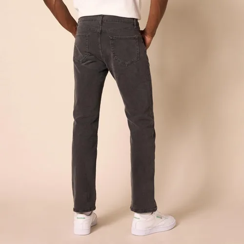 Miniatura 3 de Amazon Essentials - Pantalones vaqueros elásticos de corte recto para hombre
