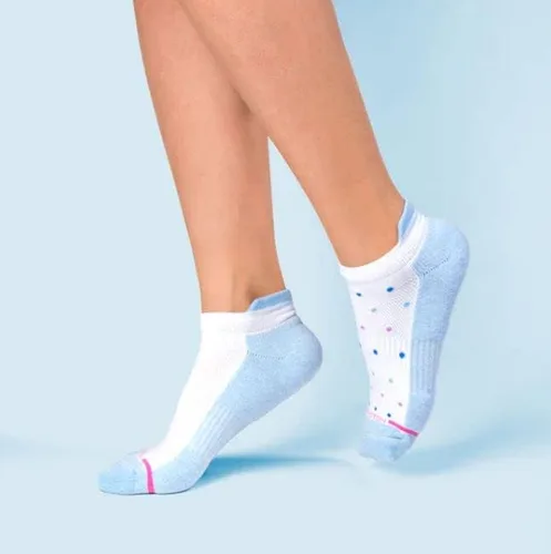 Miniatura 2 de Dr. Motion Calcetines de compresión de corte bajo para mujer, paquete de 2