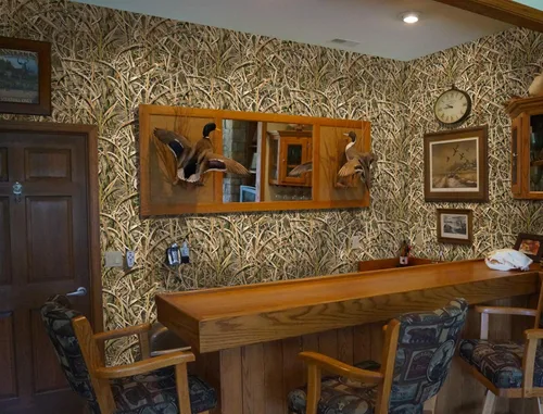 Miniatura 9 de Mossy Oak Graphics Papel tapiz de camuflaje para despegar y pegar, sin desorden, rollos de 26" x 107" pulgadas, cubre 19.3 pies cuadrados, muchos