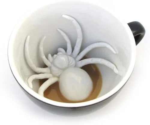 Miniatura 10 de Creature Cups - Taza de cerámica CTHULHU (11 onzas, exterior negro) - Tazas espeluznantes - Taza de animal 3D oculto en el interior que emerge