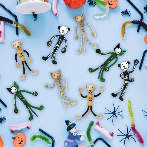 Miniatura 5 de ArtCreativity Halloween Bendable Figures - Set of 12 Flexible Dog and Cat Toys in 4 Spooky Designs, Fun Halloween Toys for Kids, Non-Candy Trick or