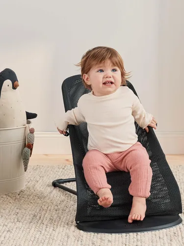 Miniatura 7 de BabyBjörn Bouncer Bliss, Marco Negro, Malla, Asiento de Góndola Ajustable 2 en 1 para Bebé y Silla para Niño Pequeño, de Recién Nacido a Niño