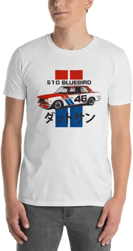 Vintage Datsun 510 Bluebird Race Car Camiseta unisex de manga corta