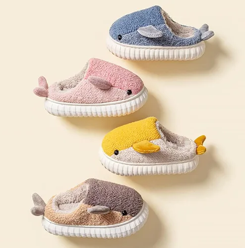 Miniatura 7 de Cozomiz Pantuflas para niños y niñas, lindas pantuflas de delfín para invierno, con forro de piel sintética, cálidas, antideslizantes