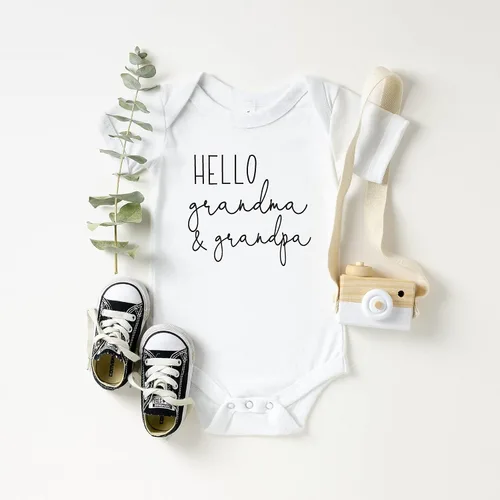 Miniatura 3 de Bump and Beyond Designs Regalos de anuncio de embarazo de Hello Grandma and Grandpa