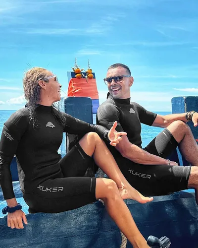 Miniatura 4 de XUKER Traje de neopreno corto para hombre para mujer, 0.118 in con cremallera trasera, traje de buceo de neopreno de manga corta térmico para buceo