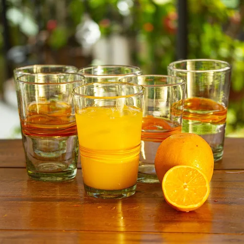 Miniatura 2 de NOVICA Vasos de jugo de vidrio reciclado, soplados a mano, hechos a mano, color amarillo, artesanal, 15 onzas, cinta de sol (juego de 6)