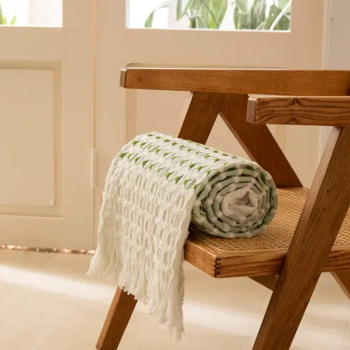Miniatura 9 de Simple&Opulence Manta de 100 % algodón para cama, sofá, tejido jacquard de hilo teñido con borlas, suave, ligera, acogedora, transpirable, Verde