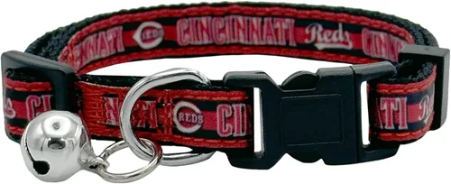 Miniatura 6 de Pets First MLB CAT Collar Atlanta Braves Satin Cat Collar de equipo de béisbol para perros y gatos. Un collar de gato brillante y colorido