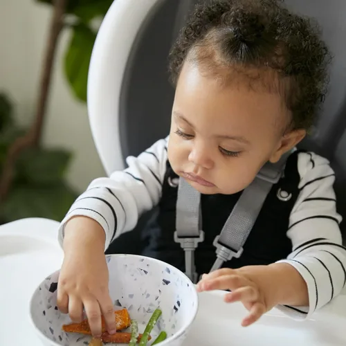 Miniatura 17 de Ingenuity SmartClean Trio Elite - Silla alta convertible 3 en 1 para bebé, silla para niños pequeños y asiento elevador de comedor, para edades de 6