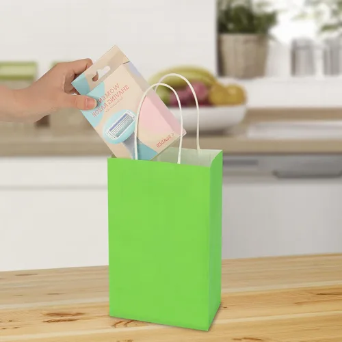 Miniatura 6 de Paquete de 100 bolsas de papel kraft pequeñas de 5.25 x 3.25 x 8.25 pulgadas, color verde hierba con asas, a granel, bolsas de regalo de Toovip