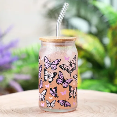 Nefelibata Vaso de cerveza de vidrio con diseño de mariposa que cambia de color, 16 onzas, diseño de cola de golondrina pastel, con tapa, pajita,