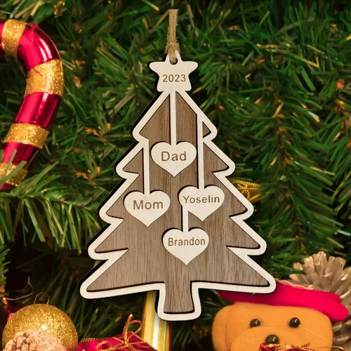 Miniatura 16 de Adorno de Navidad familiar personalizado 2023, adornos de madera para árbol de Navidad con cuerda pequeña, de 1 a 10 nombres personalizados