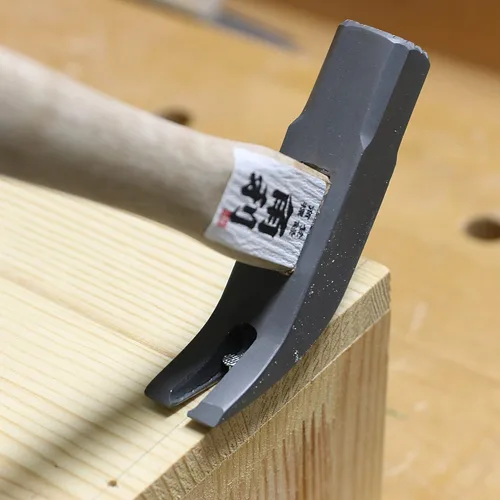 Miniatura 4 de KAKURI Martillo pequeño fresado de 8.5 onzas, martillo de garra japonés para carpintería y manualidades, acero al carbono japonés resistente, cabeza