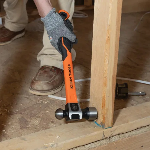 Miniatura 5 de Klein Tools H80332 - Martillo de pelota, cabeza de 32 onzas, mango antideslizante de fibra de vidrio que absorbe los golpes con agujero de sujeción