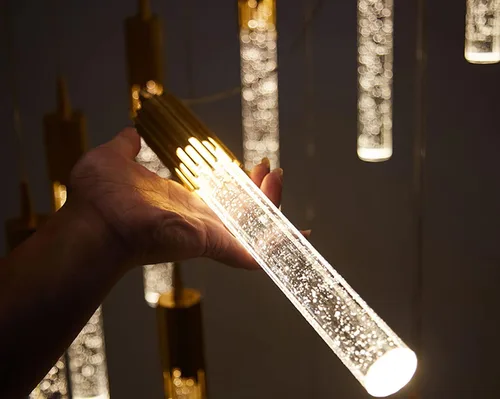 Miniatura 9 de Flashing God Candelabro de cristal moderno regulable LED plateado luz de techo de burbuja de cristal, lámpara de techo alto para sala de estar