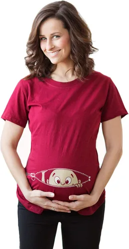 Remera para futura mamá, con diseño simpático de bebé asomándose. Remera simpática para futura mamá.