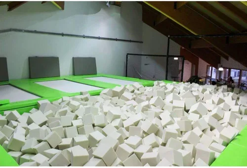 Miniatura 2 de FoamRush Bloques/cubos de espuma (blanco) de 6 x 6 x 6 pulgadas, paquete de 10 bloques de espuma para hoyos para parques de patinetas, empresas