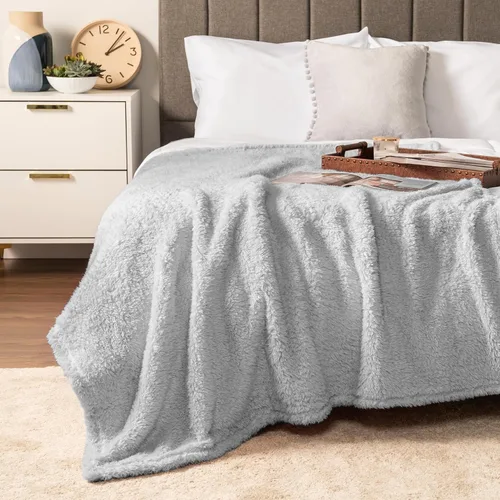 Miniatura 32 de PAVILIA - Manta de sherpa para sofá, gris esponjosa y cálida, manta de felpa suave para cama, acogedora, súper suave y ligera, manta decorativa