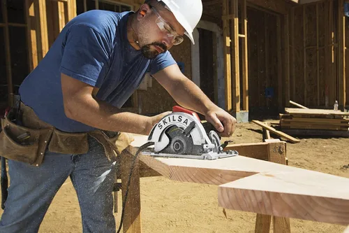 Miniatura 9 de SKILSAW SPT67WL-01 Sierra circular Sidewinder, 15 Amp, 7-1/4