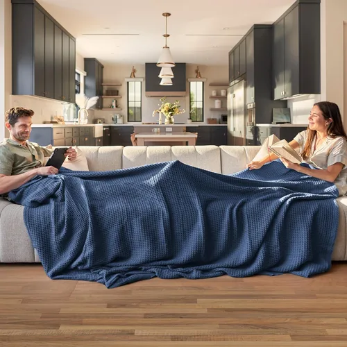 Miniatura 2 de Bedsure Gentlesoft - Manta de 100 % algodón tamaño King para cama, transpirable y suave, gruesa y acogedora, manta de Navidad de tejido gofre, 38