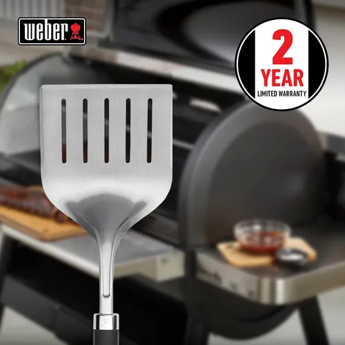 Miniatura 2 de Weber Espátula ancha para parrilla de precisión, espátula de barbacoa de acero inoxidable con borde biselado de 3 lados, mango antideslizante suave