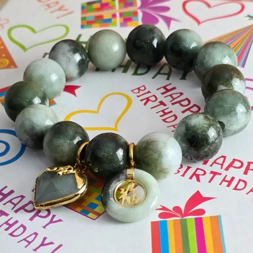 Miniatura 8 de Pulsera de jade tailandés de 0.55 pulgadas – Cuentas redondas a rayas verdes naturales Pulsera elástica de energía curativa con dije de corazón