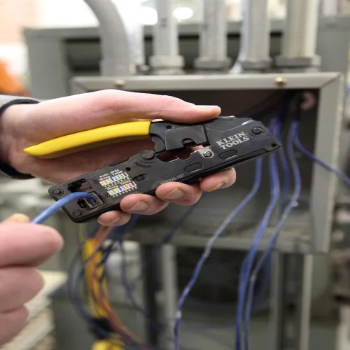 Miniatura 3 de Klein Tools VDV226-107 Crimpadora modular compacta de cable de datos de trinquete/pelacables/cortador de alambre, CAT6, CAT5, CAT3, cable de voz