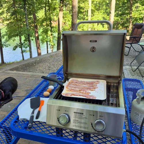 Miniatura 7 de Monument Grills Parrilla de mesa para gas propano portátil para cocinar al aire libre con cubierta para barbacoa (2 artículos)