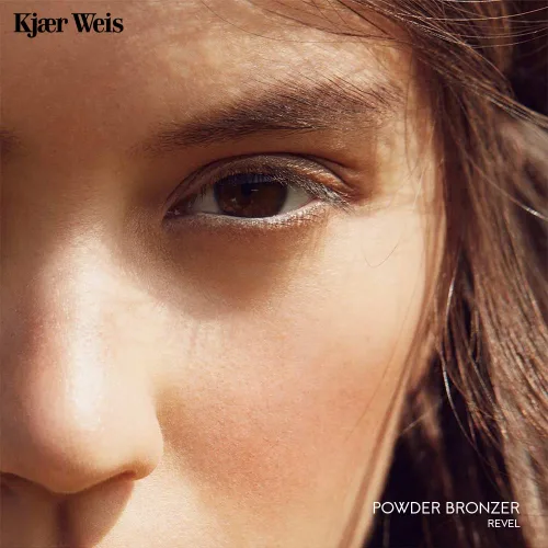 Miniatura 2 de Kjaer Weis - Maquillaje bronceador en polvo. Maquillaje de contorno de terracota cálido mate para maquillaje facial bronceado de aspecto natural.