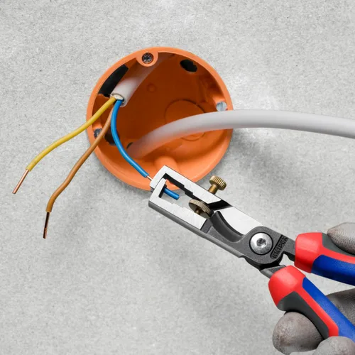 Miniatura 9 de KNIPEX Herramientas, 13 62 180 StriX Aislamiento Strippers Cable Tijeras Alicates de Corte, 7.25 Pulgadas