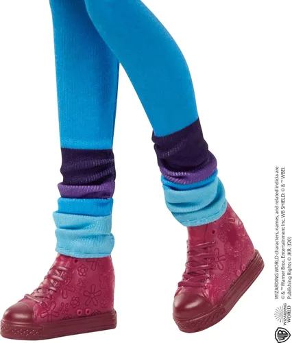 Miniatura 5 de Mattel Juguete coleccionable de Harry Potter, muñeca Luna Lovegood y accesorios, aspecto característico con Quibbler y Spectrespecs