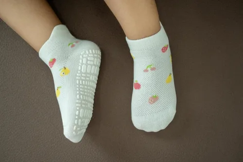 Miniatura 6 de RATIVE Calcetines antideslizantes con puños para bebés, niños y niñas