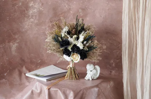 Miniatura 3 de Ramo de boda de rosas preservadas negras y doradas, ramo de boda bohemio, ramo de hierba de las pampas, ramo de flores secas de 12-14 pulgadas