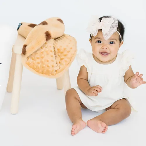 Miniatura 4 de Mini manta Cookie Buddy – Manta de seguridad unisex de lujo Minky de piel sintética para bebé – Regalos esenciales para recién nacidos para niños