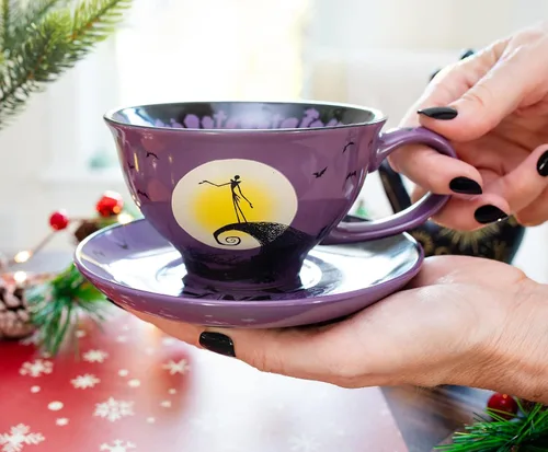 Miniatura 3 de Disney The Nightmare Before Christmas Spiral Hill - Taza de té y platillo de cerámica Juego de fiesta de té para café, expreso, moca