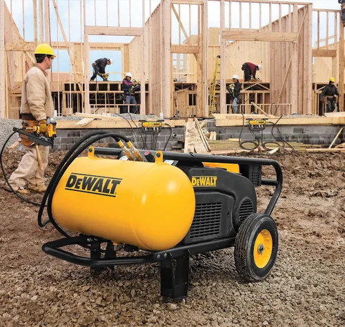 Miniatura 2 de DEWALT Divisor de línea de aire Quadraport D55040 con regulador