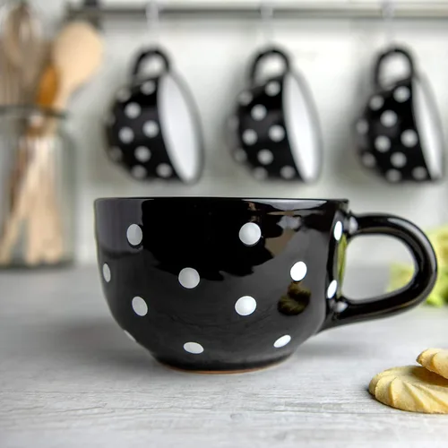 Miniatura 2 de City to Cottage Taza de cerámica hecha a mano con diseño de lunares blancos y negros, extra grande de 17.5 onzas, capuchino de cerámica, café, té