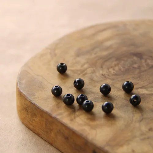 Miniatura 5 de Karelian Heritage Shungite - Juego de 50 cuentas redondas (0.236 pulgadas), piedra natural negra pequeña para hacer joyas para adultos, cuentas