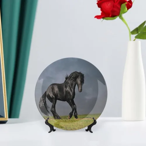 Miniatura 6 de XISUNYA Plato decorativo de 6 pulgadas, plato de cena de decoración de caballo, galope de semental friesio negro en puesta de sol tormentoso, placa