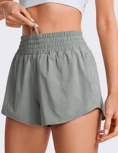 Miniatura 14 de CRZ YOGA Pantalones cortos de correr de cintura alta para mujer de 2.5 pulgadas, forro de malla de secado rápido para entrenamiento deportivo