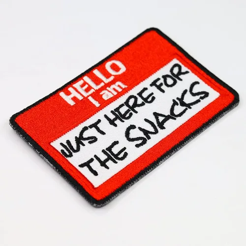 Miniatura 6 de Hello I am .. Parche termoadhesivo "Hello I am just here for snacks" Etiqueta de nombre Parches para todas las telas cita divertida Adhesivo