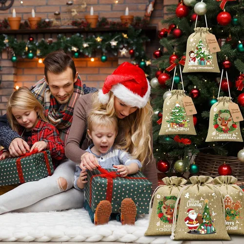 Miniatura 7 de FLOE 24 Bolsas de Regalo de Arpillera Navideñas con Cordón, Bolsas de Lino Navideñas de 6x8 pulgadas con Etiqueta, Bolsa de Regalo Pequeña de Yute