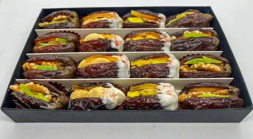 Miniatura 3 de Caja de regalo Medjool Dates - Nueces rellenas y chocolate cubierto Oro comestible y azafrán adornado