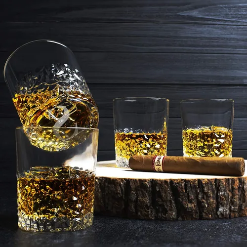 Miniatura 5 de Juego de decantador de whisky personalizado – Juego de regalo de licor personalizado de 5 piezas con 4 vasos y decantador grabado – 27.1 fl oz