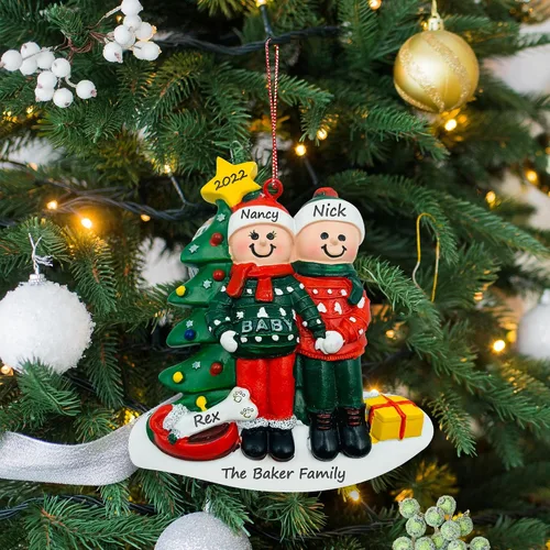 Miniatura 4 de Adorno Colgante de Pareja Embarazada y Perro - Adorno de Navidad para Esperando con Hueso de Perro, Personalizado Pareja con hueso