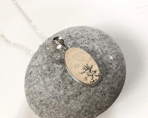 Miniatura 4 de Dendritic Agate pendant, Leaf jasper pendant, Scenic yellow dendritic agate, Oval rough stone pendant, Desert storm pendant, Natural stone