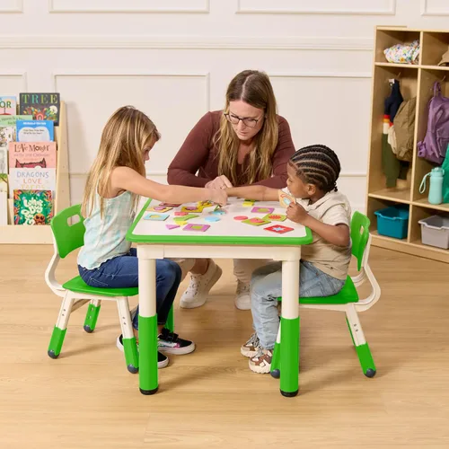 Miniatura 7 de ECR4Kids Mesa de actividades cuadrada de borrado en seco con 2 sillas, ajustable, muebles para niños, verde hierba, 3 piezas Verde (Grassy Green)