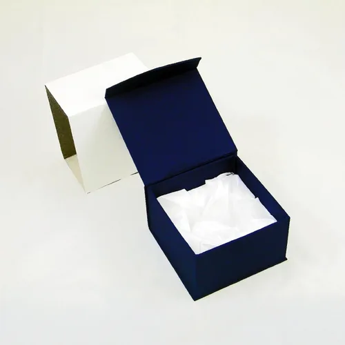 Miniatura 3 de Amlong Crystal Pirámide de cristal transparente de 4 pulgadas con caja de regalo