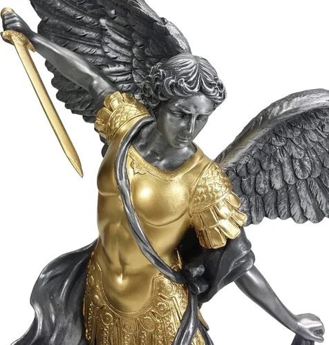 14 1/2 pulgadas de peltre y oro Arcángel San Miguel pisotea la escultura de la estatua del demonio
